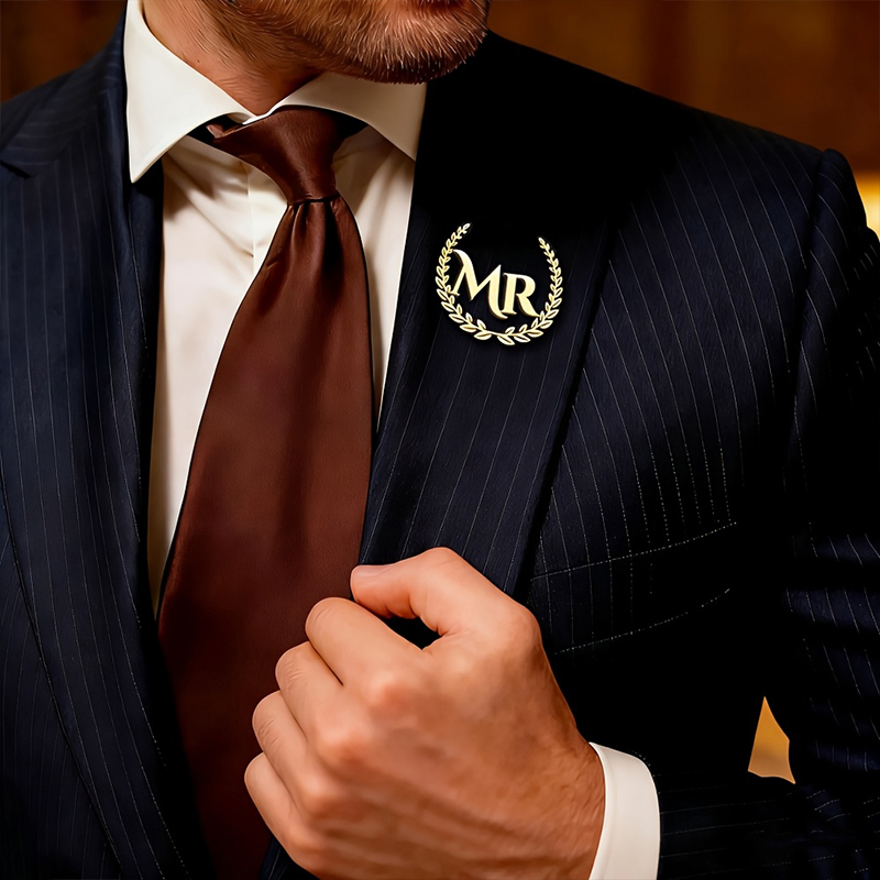 Spilla Personalizzata con Iniz - Brooch Pin Gold recensione e prezzo